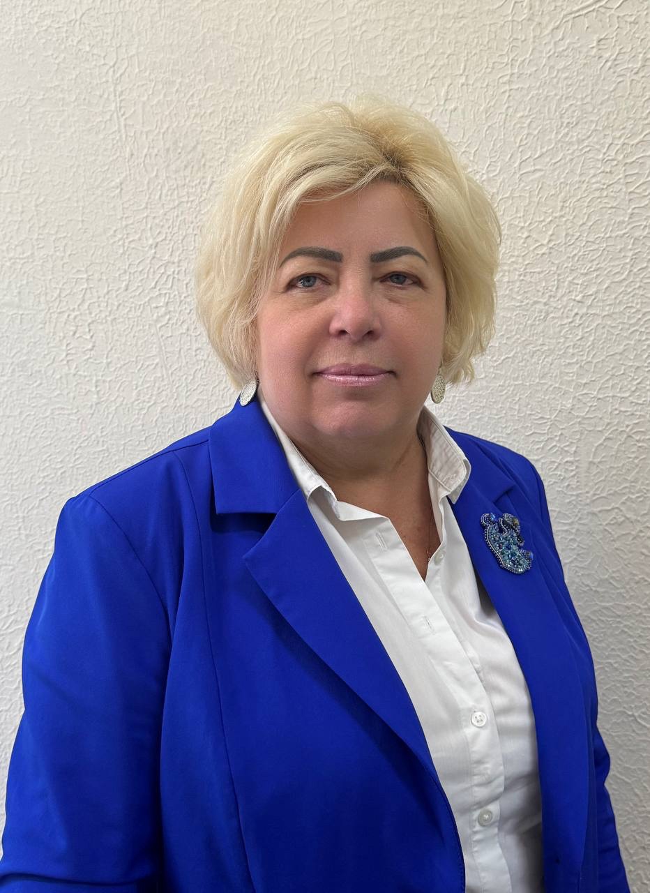 Постникова Елена Евгеньевна.